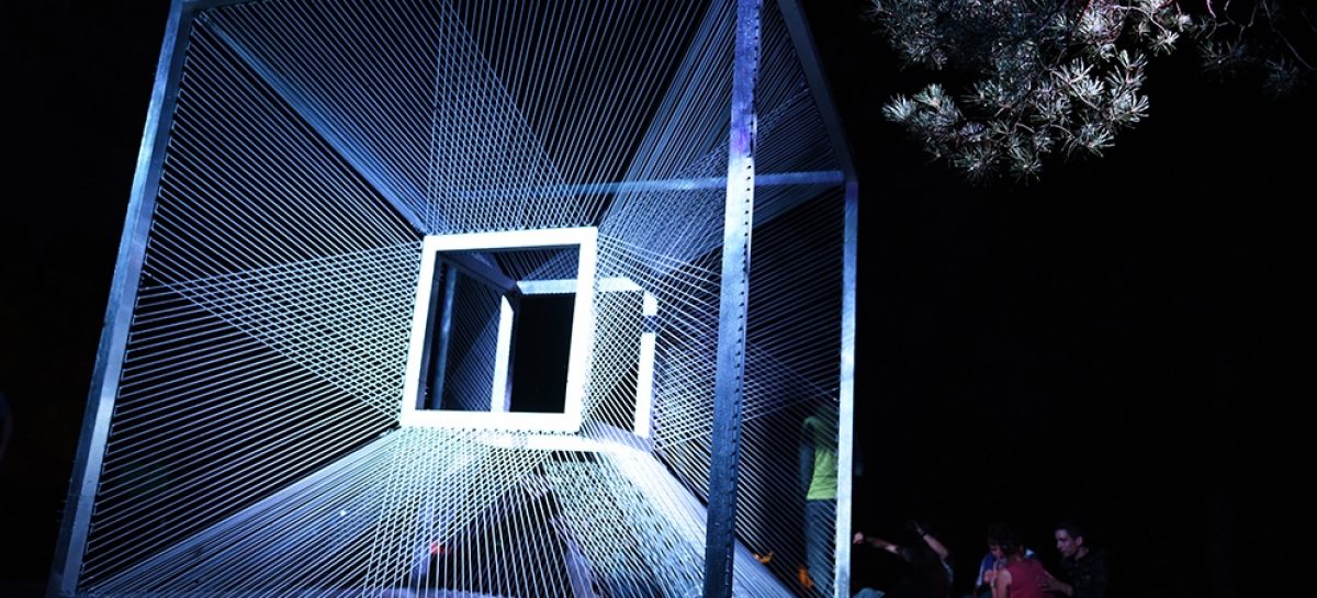 Dzūkijos miškuose vykstantis festivalis „Yaga Gathering 2016“ ketvirtadienio vakarą tradiciškai prasidėjo teatralizuotu pasirodymu