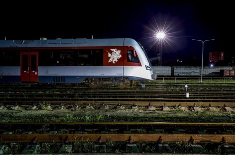 „Lietuvos geležinkeliuose“ užkištos landos korupcijai